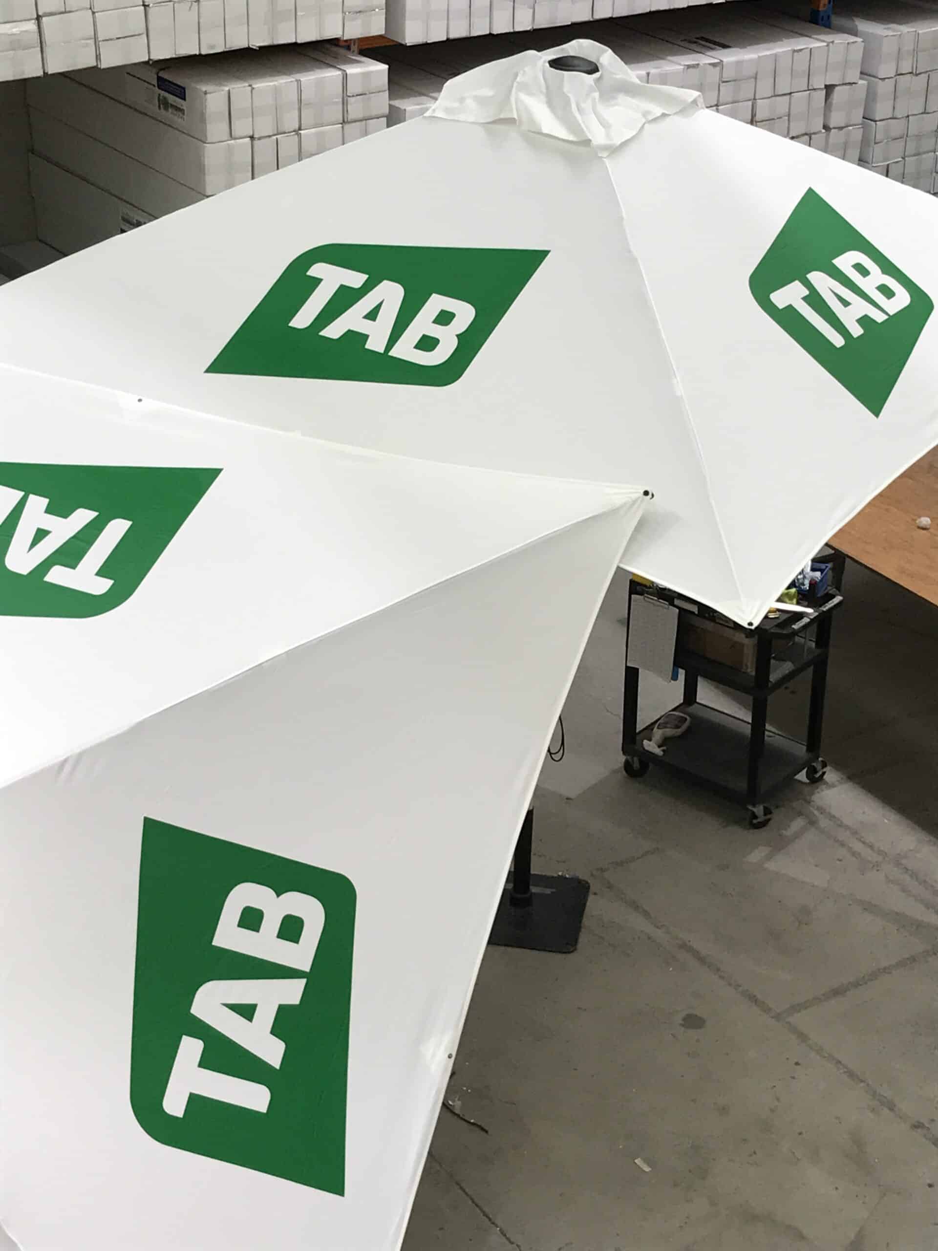 3x3m square tab 4 strut scaled